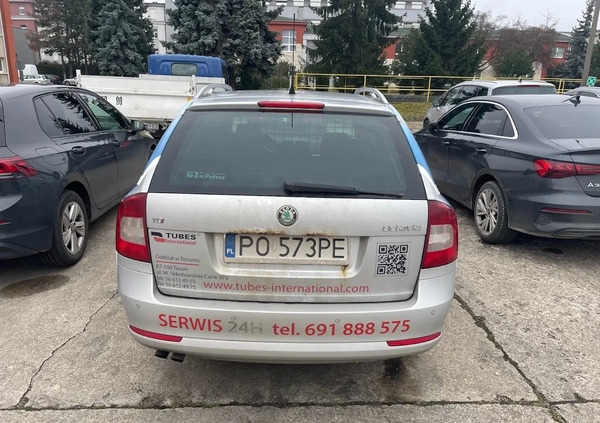 Skoda Octavia cena 16500 przebieg: 222000, rok produkcji 2010 z Poznań małe 16